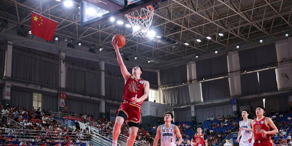 英雄联盟-包含今夜体能课后，密尔沃基雄鹿状态回暖备战CBA季后赛，球迷炸锅，心理建设被强调的词条