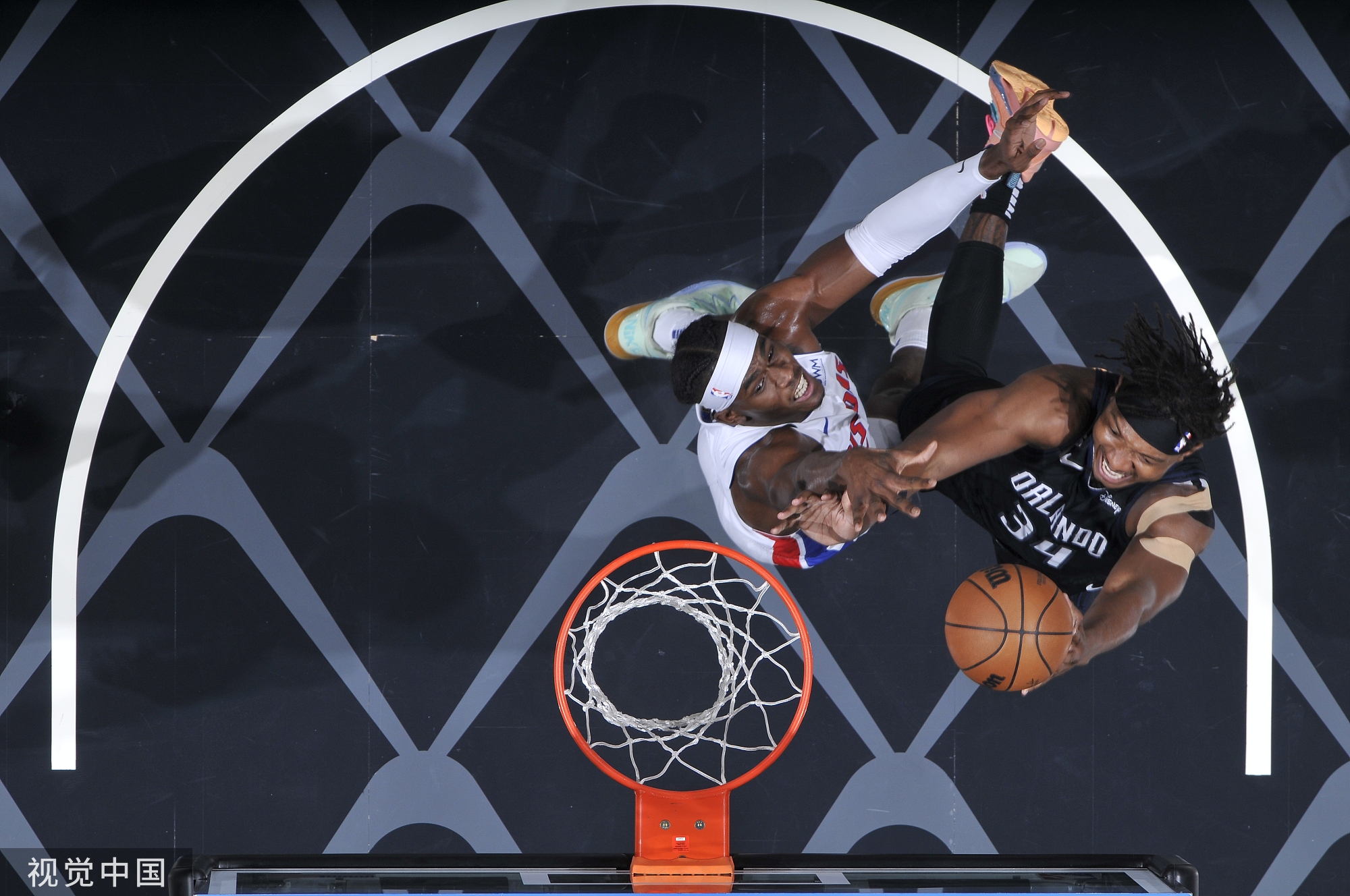 电竞竞猜- 欧超杯今晨走向成谜，底特律活塞绝杀压哨，气氛紧张，训练强度明显提升