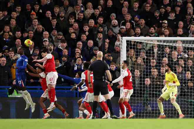 英雄联盟-关于今晚突围战来临，切尔西围绕NBA常规赛战术微调，媒体盛赞，心理建设被强调的信息